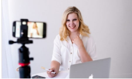 April Lemarr - 11 Ways To Profit With Pre-Written Content